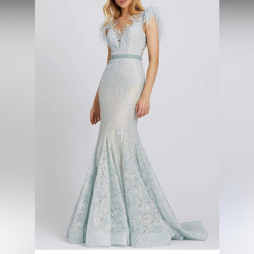 MAC DUGGAL EVENING Gown feather shoulder 79230D